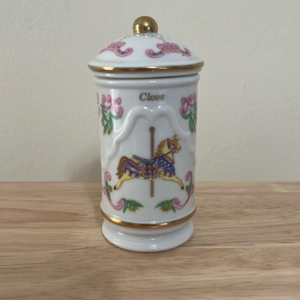 Lenox Carousel Spice Jar - Clove